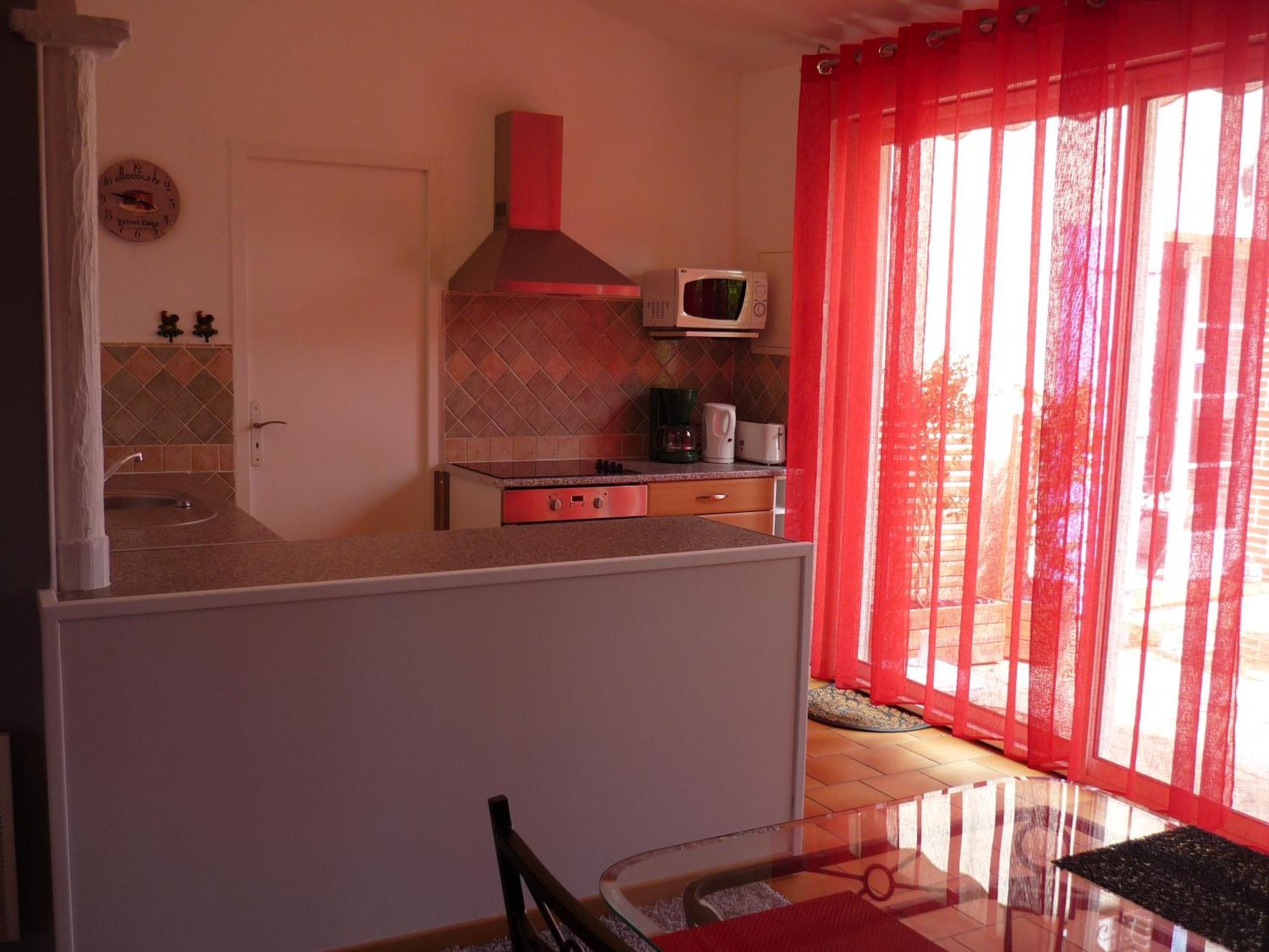 Au Mas Du Soleil Bed & Breakfast Senouillac Exterior photo